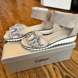 Gabor Gray and Snake Pattern Sandals style 44570